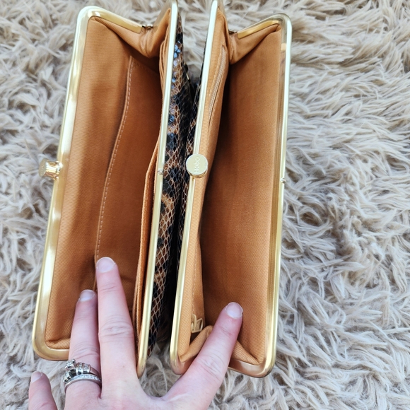 HOBO Black and Brown Snakeskin Clutch Wallet Set - Picture 9 of 13